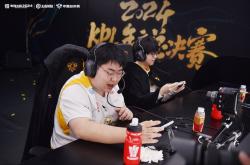 1xbet体育教练-狼队战平，中超球队奋力拼搏