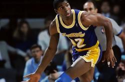 1xbet体育平台-湖人力克76人，继续保持领跑