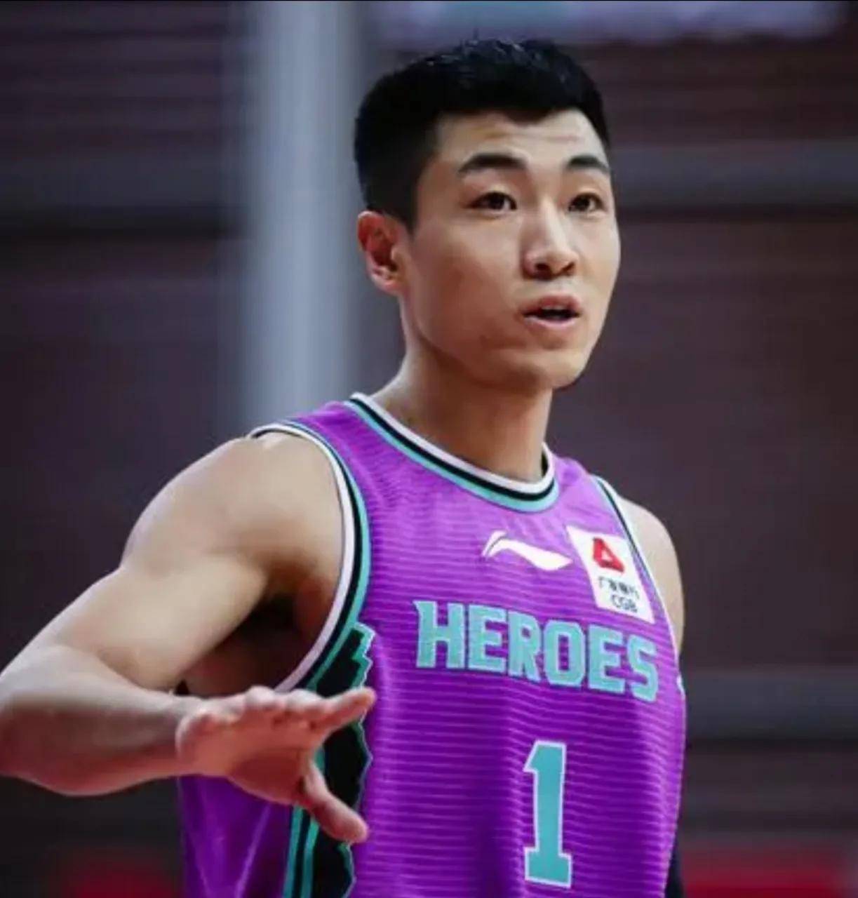 包含队员变化!球队后卫领袖回归训练场,士气大增的词条 包含队员变化!球队后卫领袖回归训练场,士气大增的词条