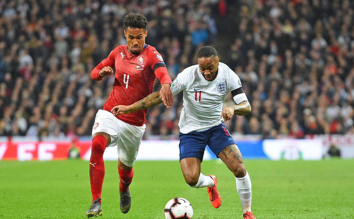 关于瑞典队在欧预赛中遭遇挑战，最终击败挪威的信息