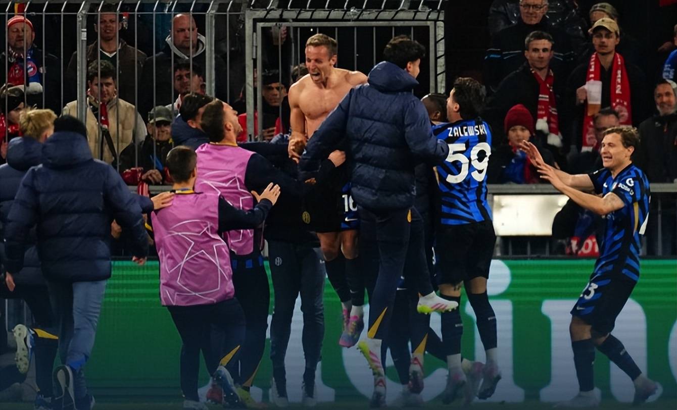 斯洛伐克难以阻挡对手攻势，败局已定的简单介绍