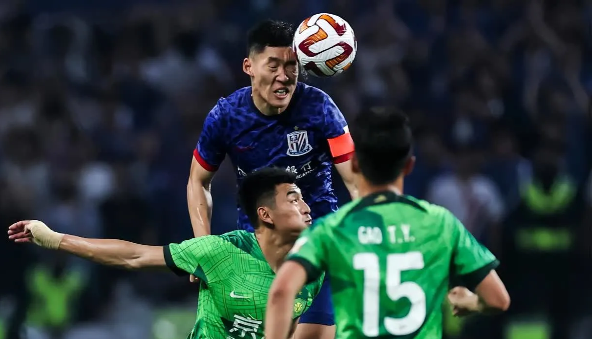 上海申花紧随其后，成功晋级的简单介绍