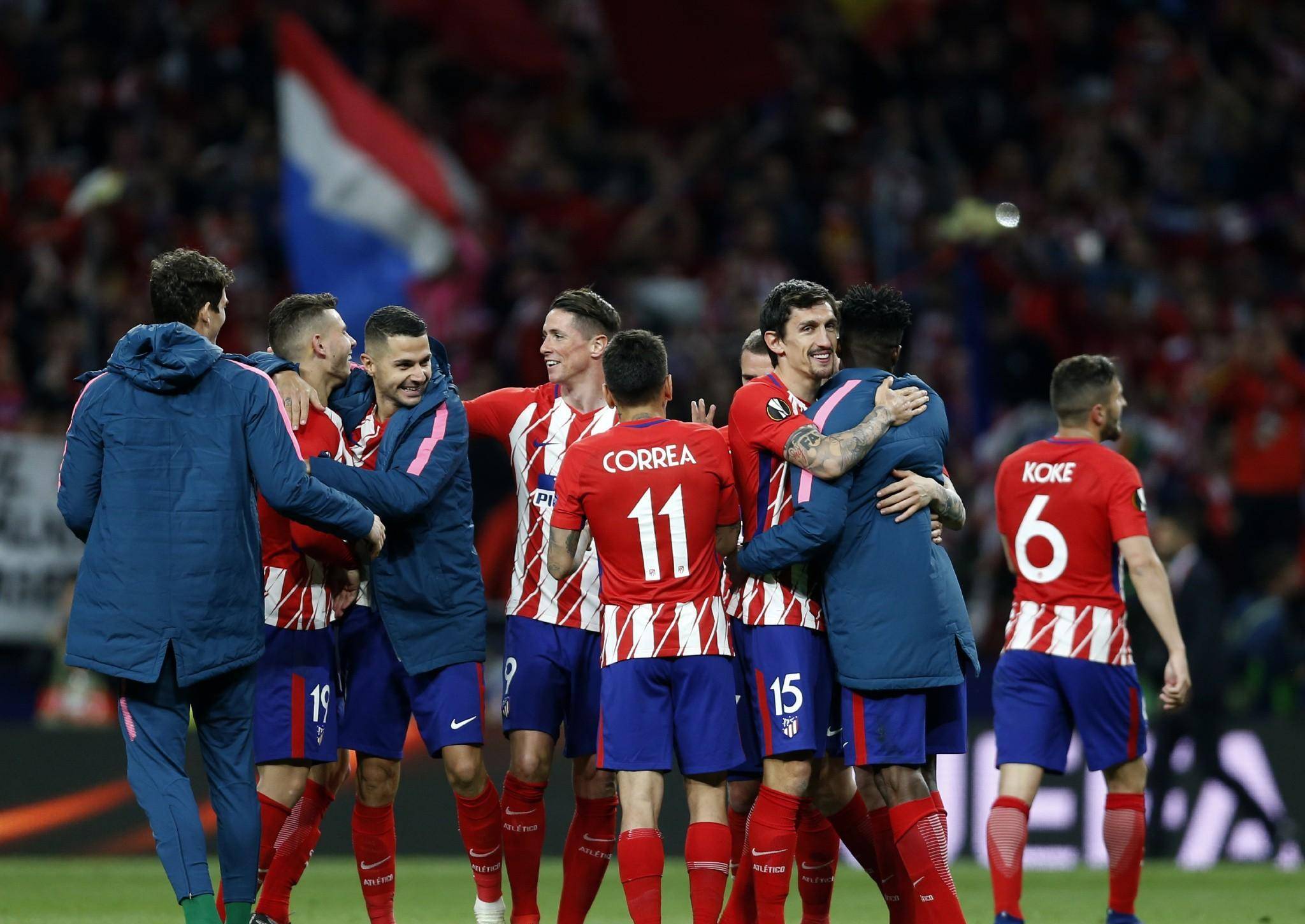 欧冠冠军锋线连入两球，客场不敌利物浦的简单介绍