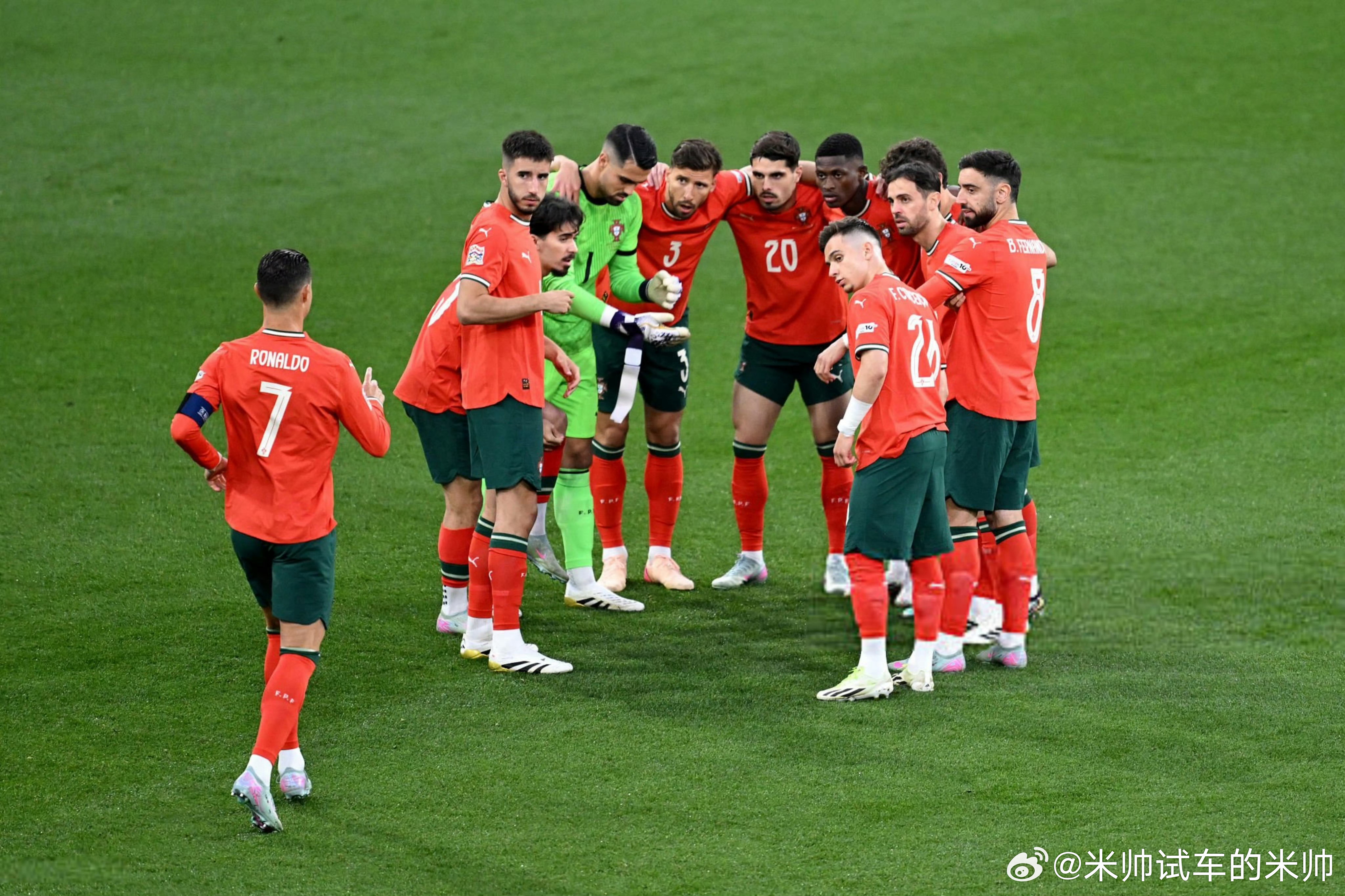 西班牙队逆转战胜克罗地亚，晋级下一轮的简单介绍